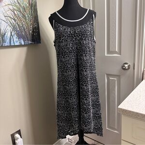Summer Sleeveless Black and White Dress - Amanda Collection- Size Small ( S-M)